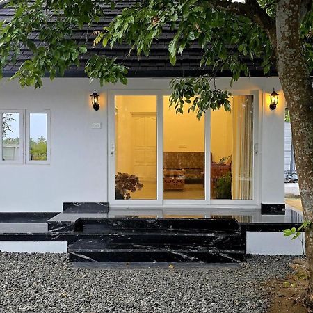 Pradeep'S Backwater Villa Kochi Exterior foto