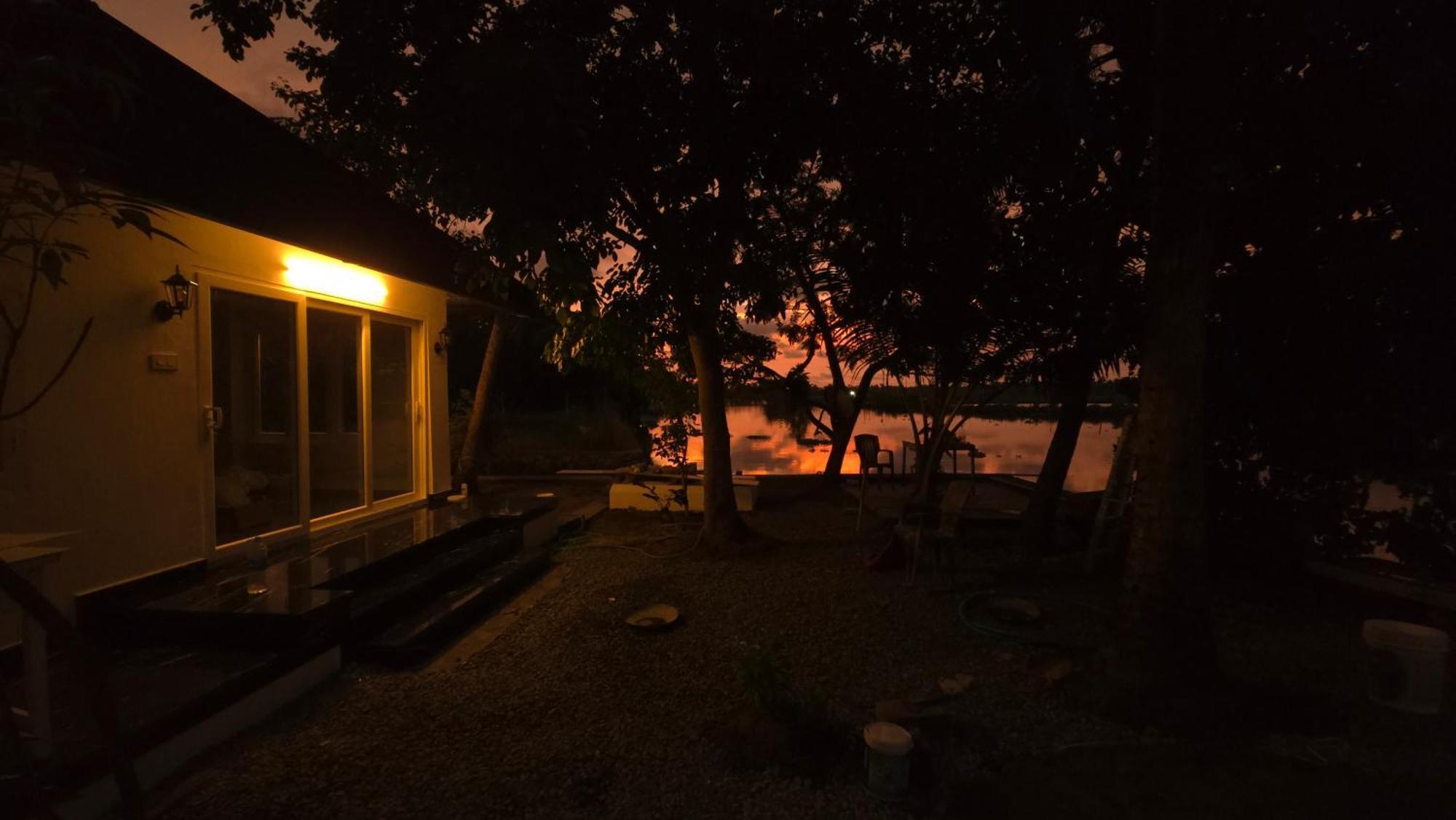 Pradeep'S Backwater Villa Kochi Exterior foto